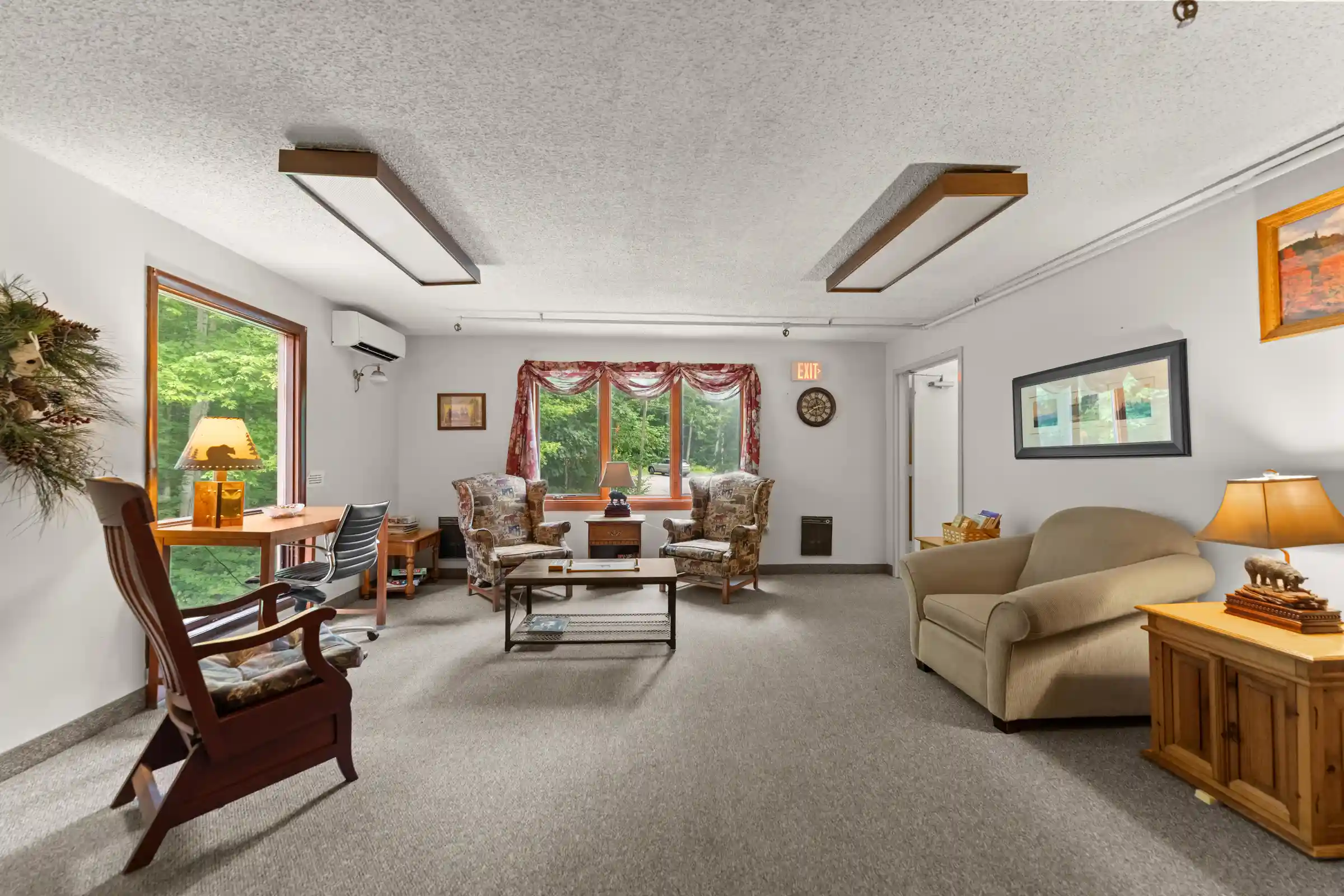 Lobby Room